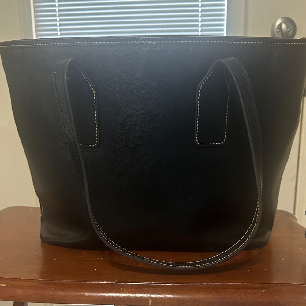 Dooney & Bourke Black Tote Bag - Picture 2 of 5